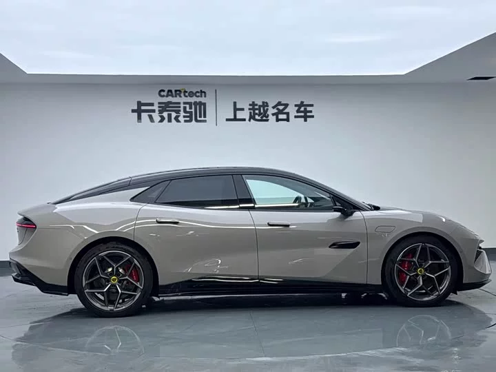 Lotus EMEYA