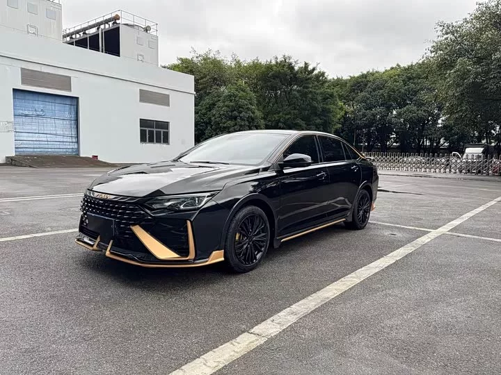 Dongfeng Yixuan MAX