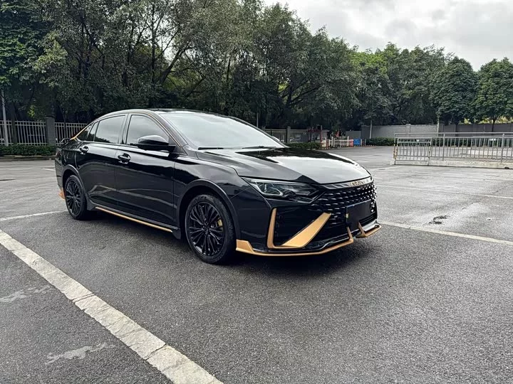Dongfeng Yixuan MAX