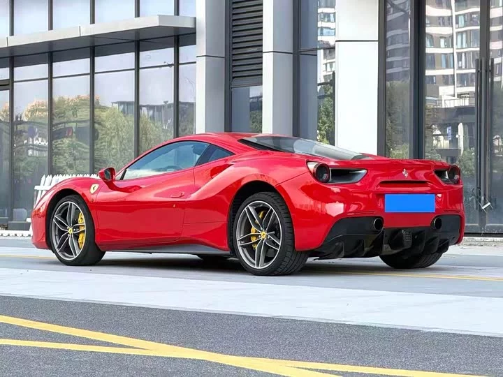 ferrari 488