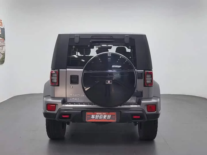 BAIC BJ40