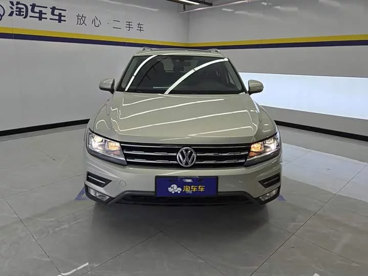 Volkswagen Tiguan L