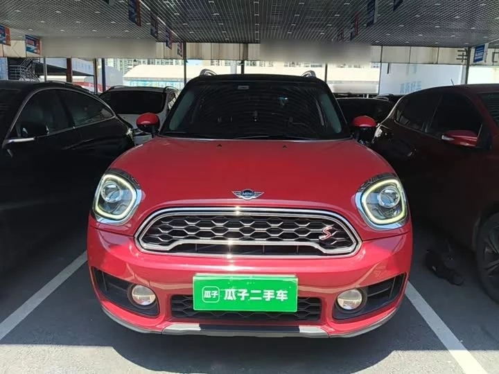 MINI COUNTRYMAN