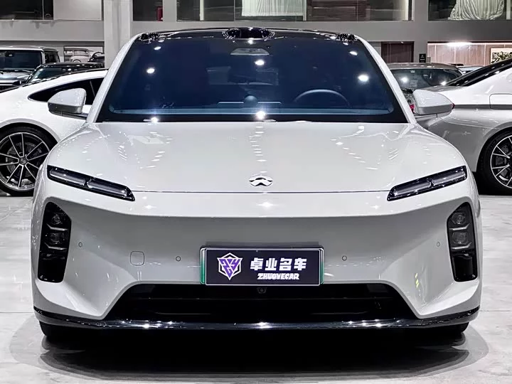 NIO ET5T