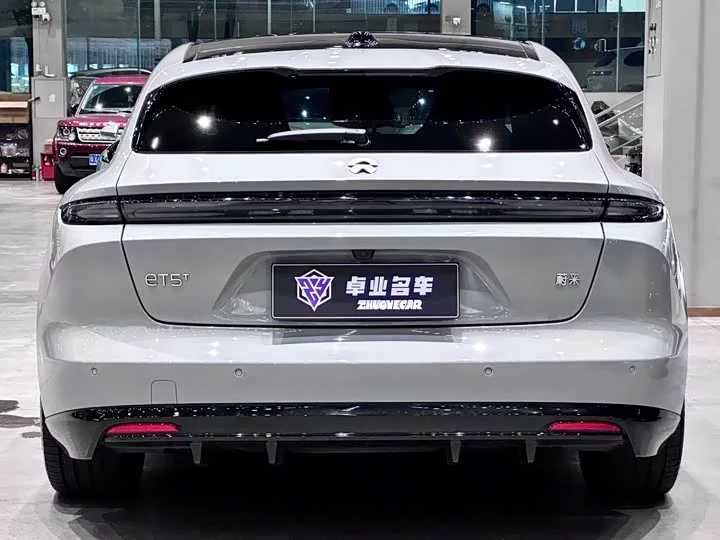 NIO ET5T