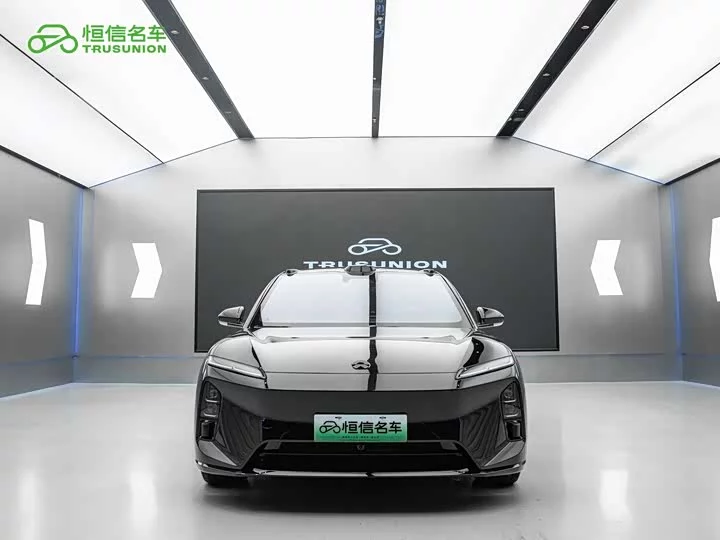 NIO ET5T