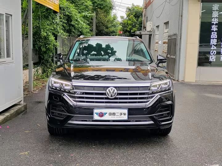 Volkswagen Touareg