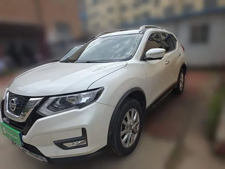 Nissan Qijun