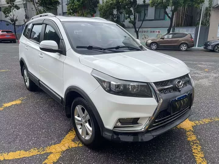 BAIC S3