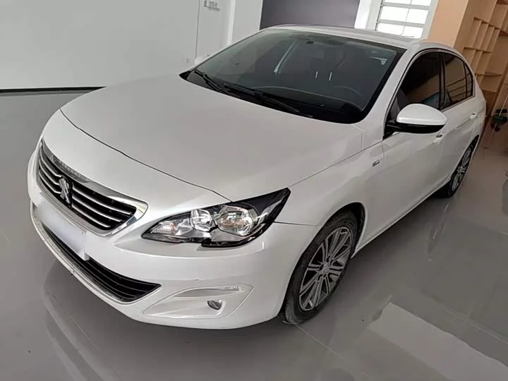 Peugeot 408