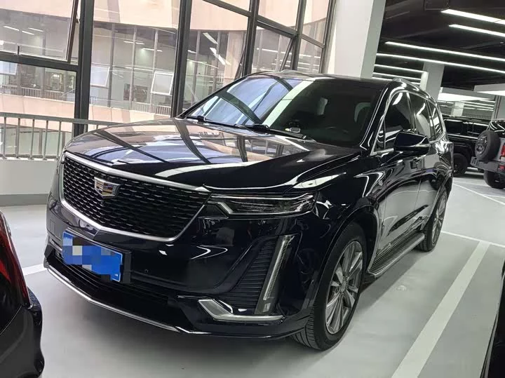 Cadillac XT6