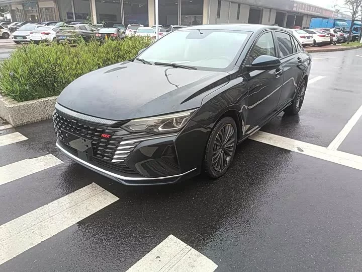 Dongfeng Yixuan MAX