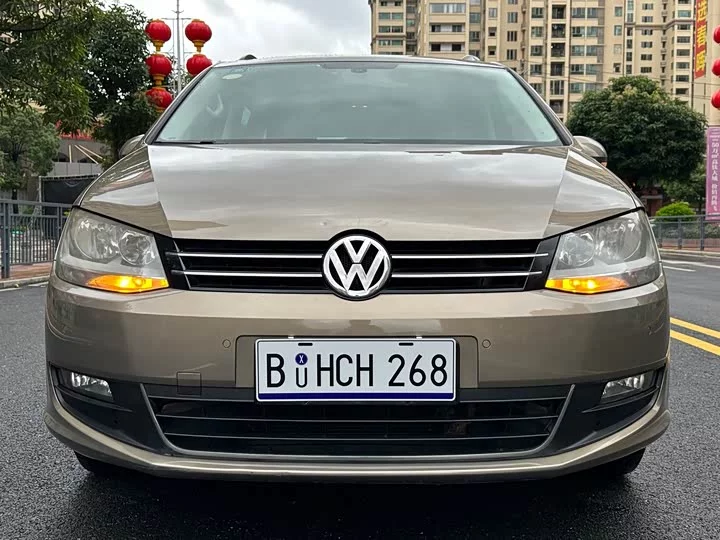 Volkswagen Sharon