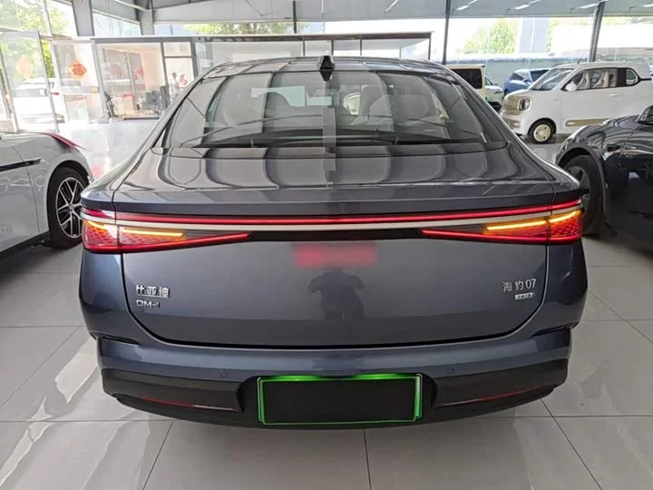 BYD Seal 07 DM-i