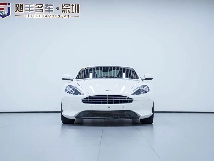 Aston Martin DB9