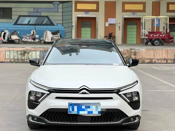 Citroën Versailles C5 X