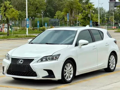 Lexus CT