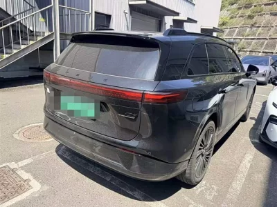 XPeng G9