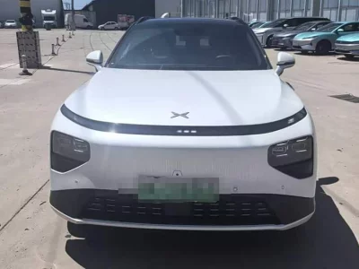 XPeng G9