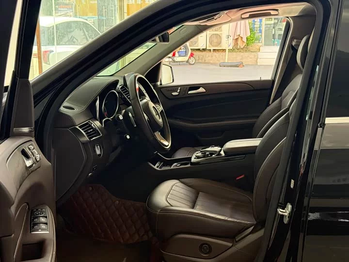 Mercedes-Benz GLS