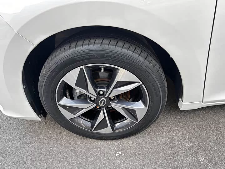 GAC Trumpchi M6