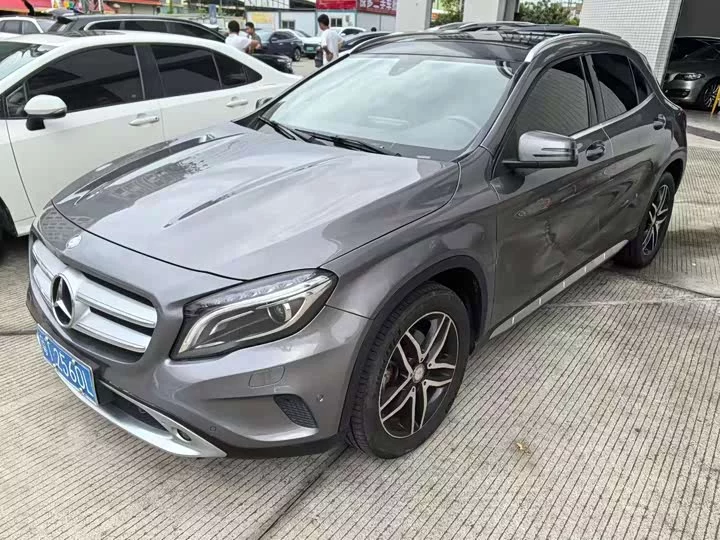 Mercedes-Benz GLA