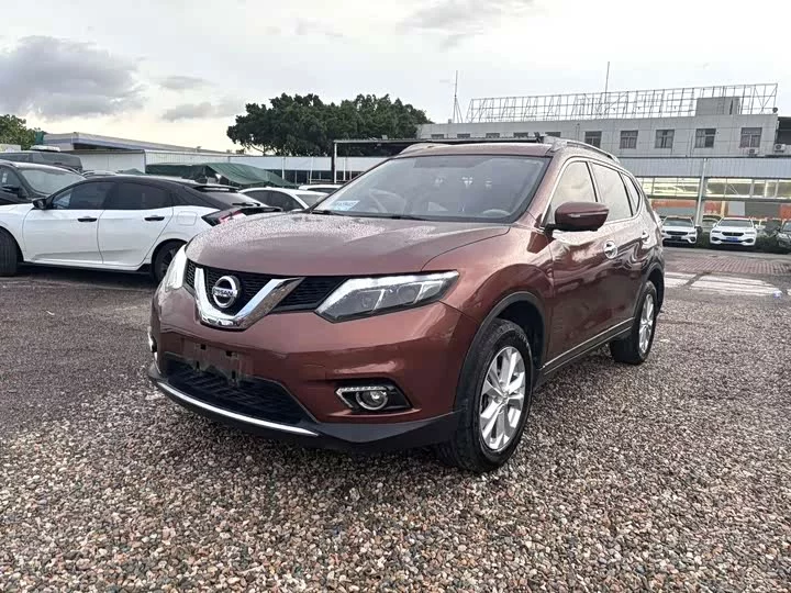 Nissan Qijun