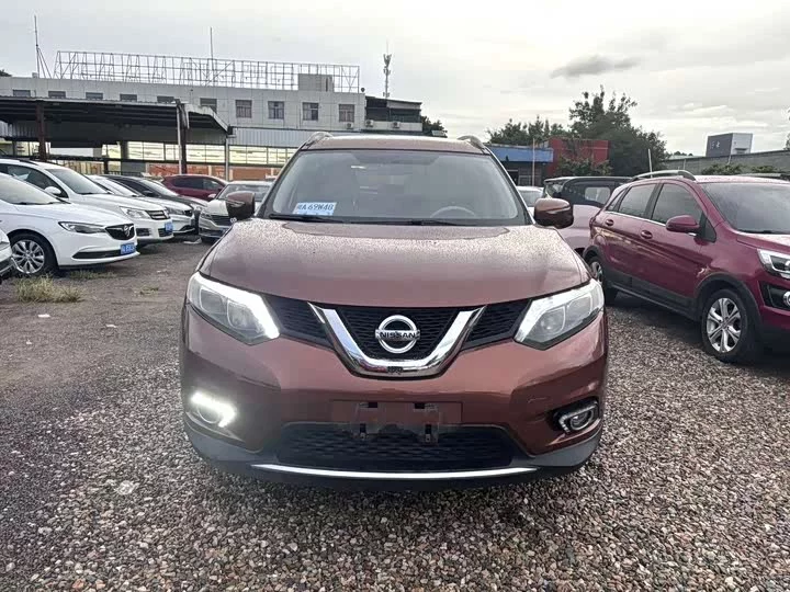 Nissan Qijun