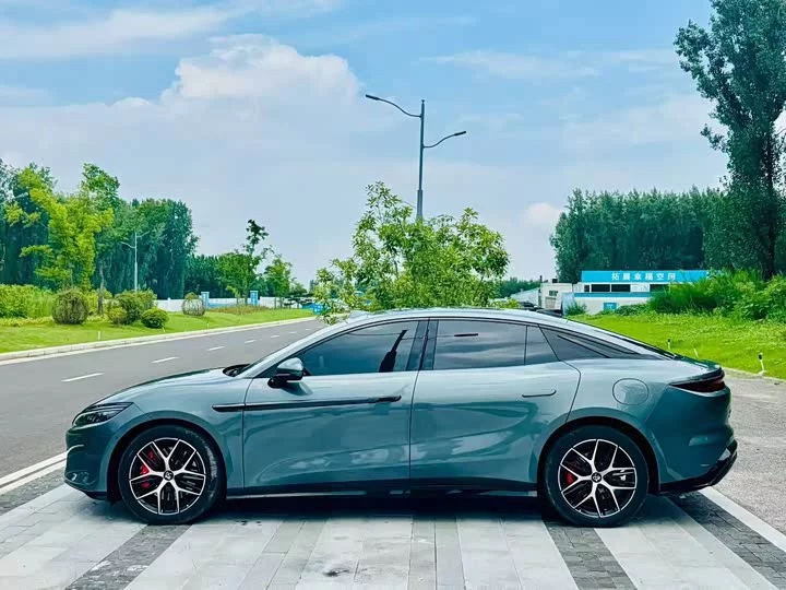 BYD Han L