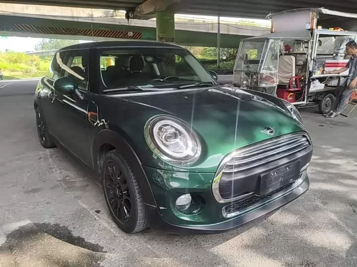 MINI 