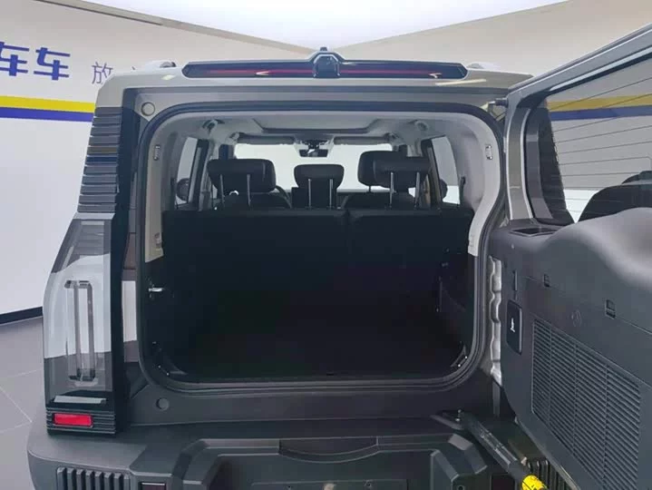 Jetour traveler