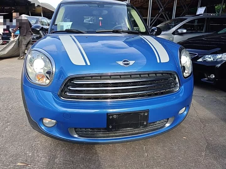MINI COUNTRYMAN