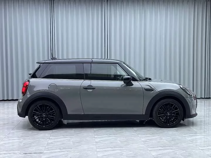 MINI 