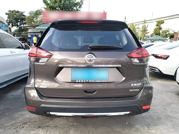 Nissan Qijun