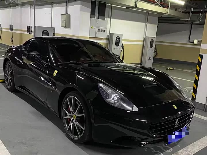 ferrari California T