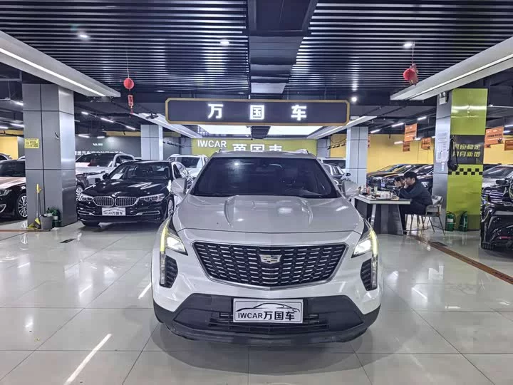 Cadillac XT4