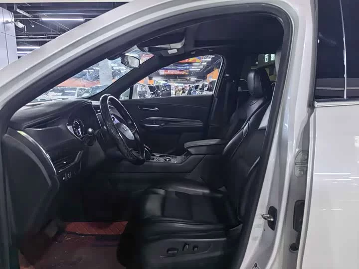 Cadillac XT4