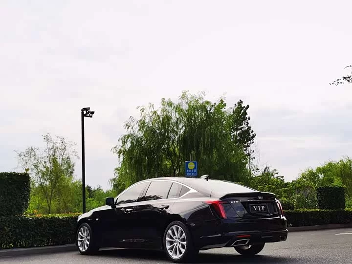 Cadillac CT5