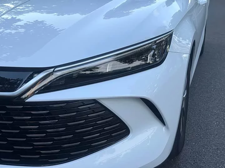 BYD Qin L