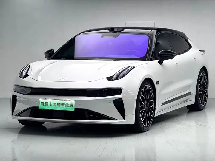 ZEEKR 001