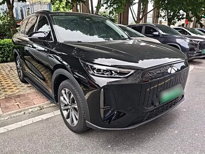 Chery Fengyun T9