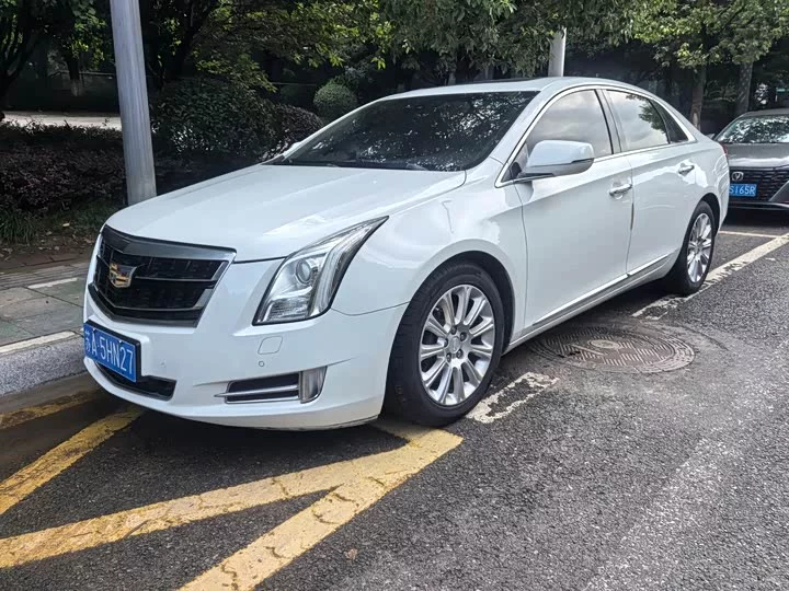 Cadillac XTS