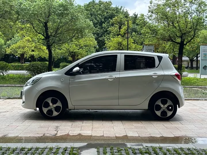 Changan Benben E-Star