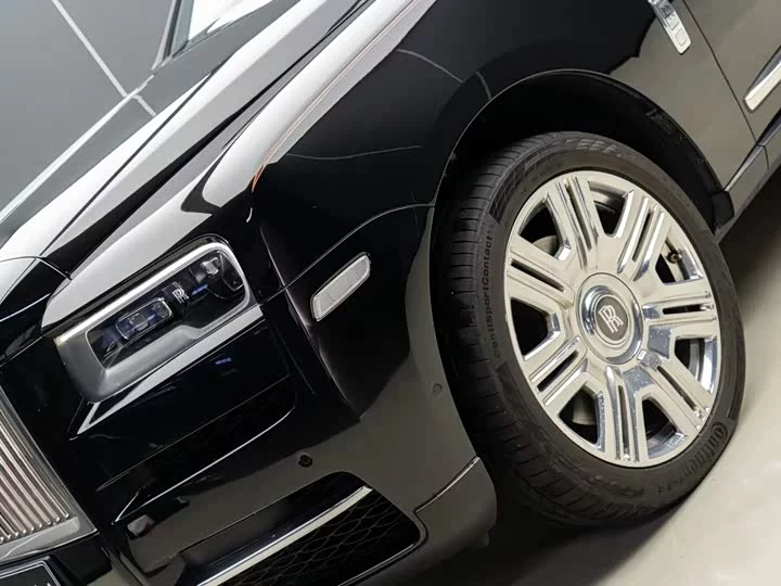 Rolls Royce Cullinan