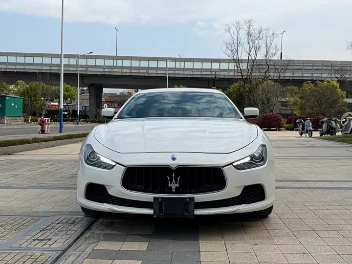 Maserati Ghibli