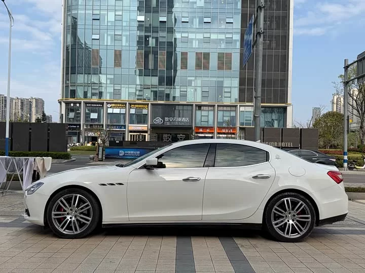 Maserati Ghibli