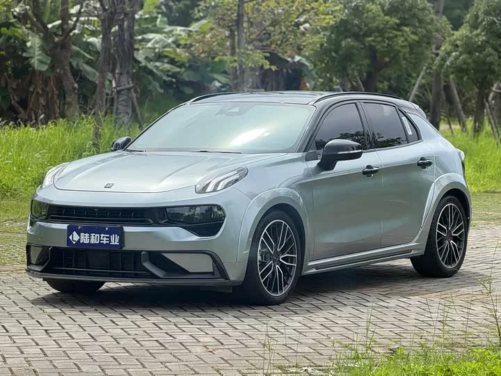 Lynk & Co 02 Hatchback