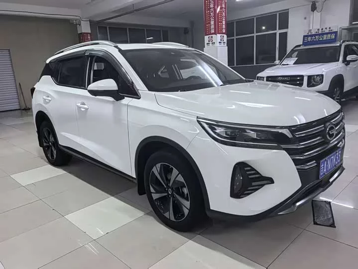GAC Trumpchi GS4