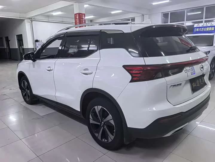 GAC Trumpchi GS4