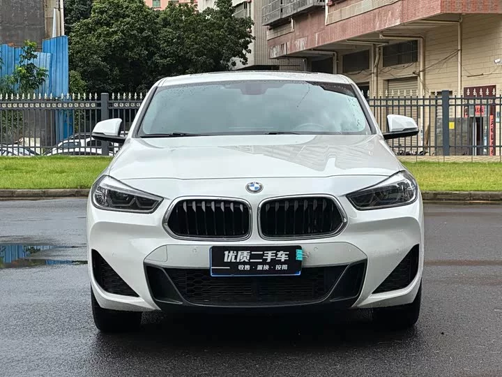 BMW X2